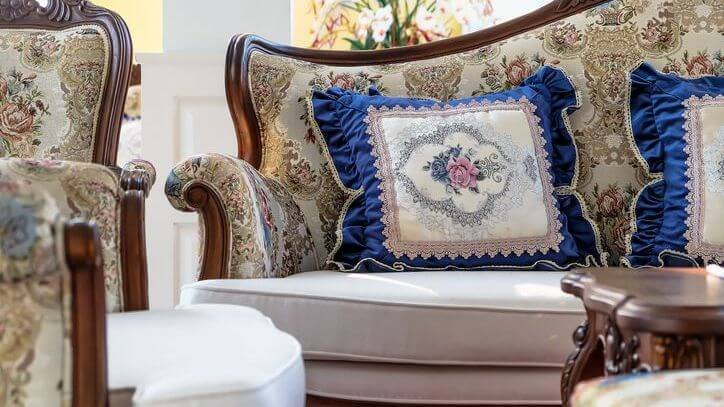 Antique buyers Palm Beach Shores. Updated 2025